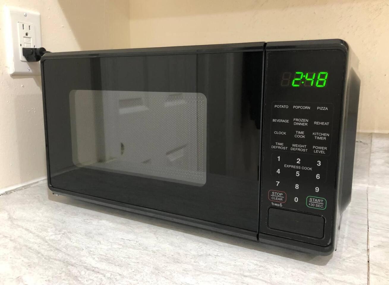 Spacious And Private Apartment With 3 Bedrooms And 1 Bathroom Near Newark International Airport Ewr And New York City Dış mekan fotoğraf